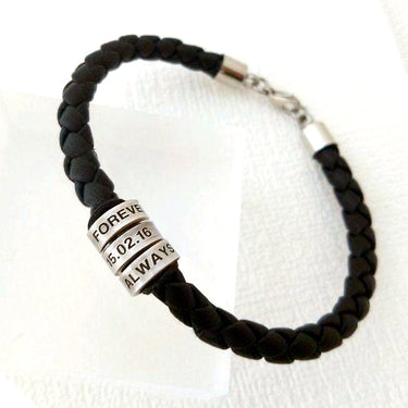 Pulsera sencilla con 3 aros de plata y argollas grabado